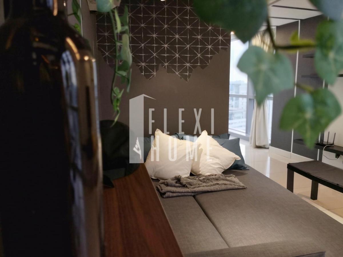 פטלין ג'איה Pinnacle Pj, Romantic City View, 1-4 Guests Designed Duplex Home By Flexihome-My מראה חיצוני תמונה